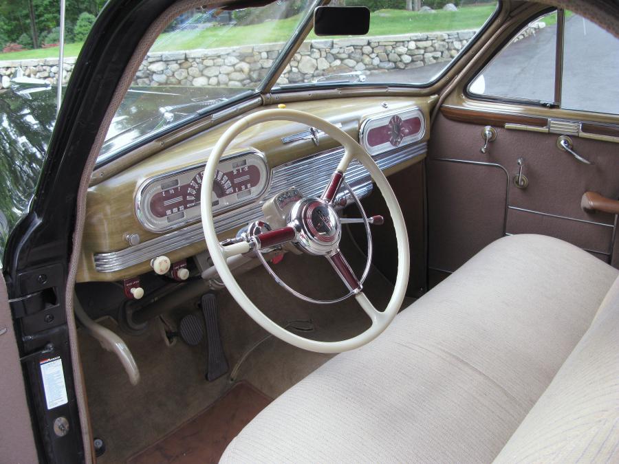  Oldsmobile 96 Custom Cruiser Club Coupe 1941 года  (фото 2 из 3)